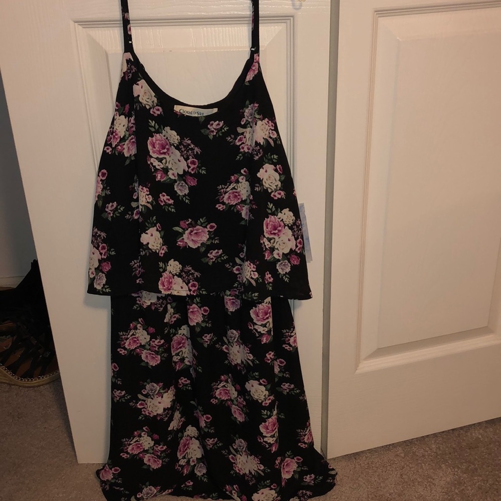 Beautiful flowery dress